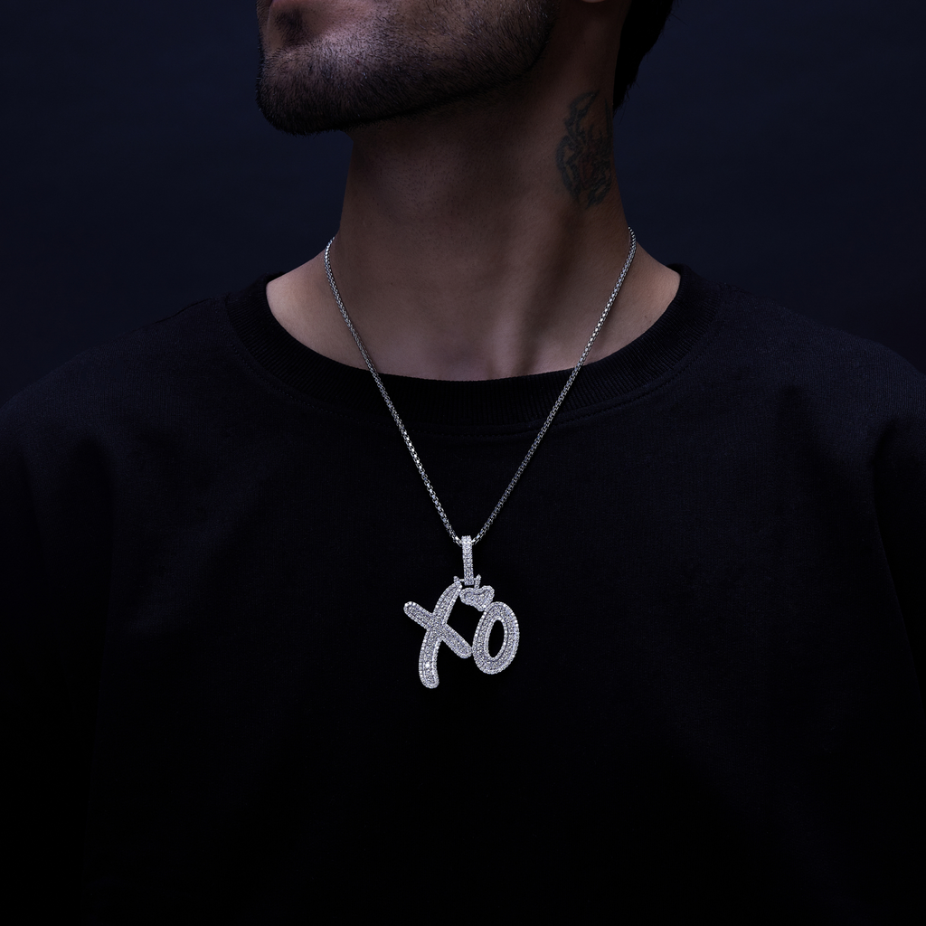 XO Pendant